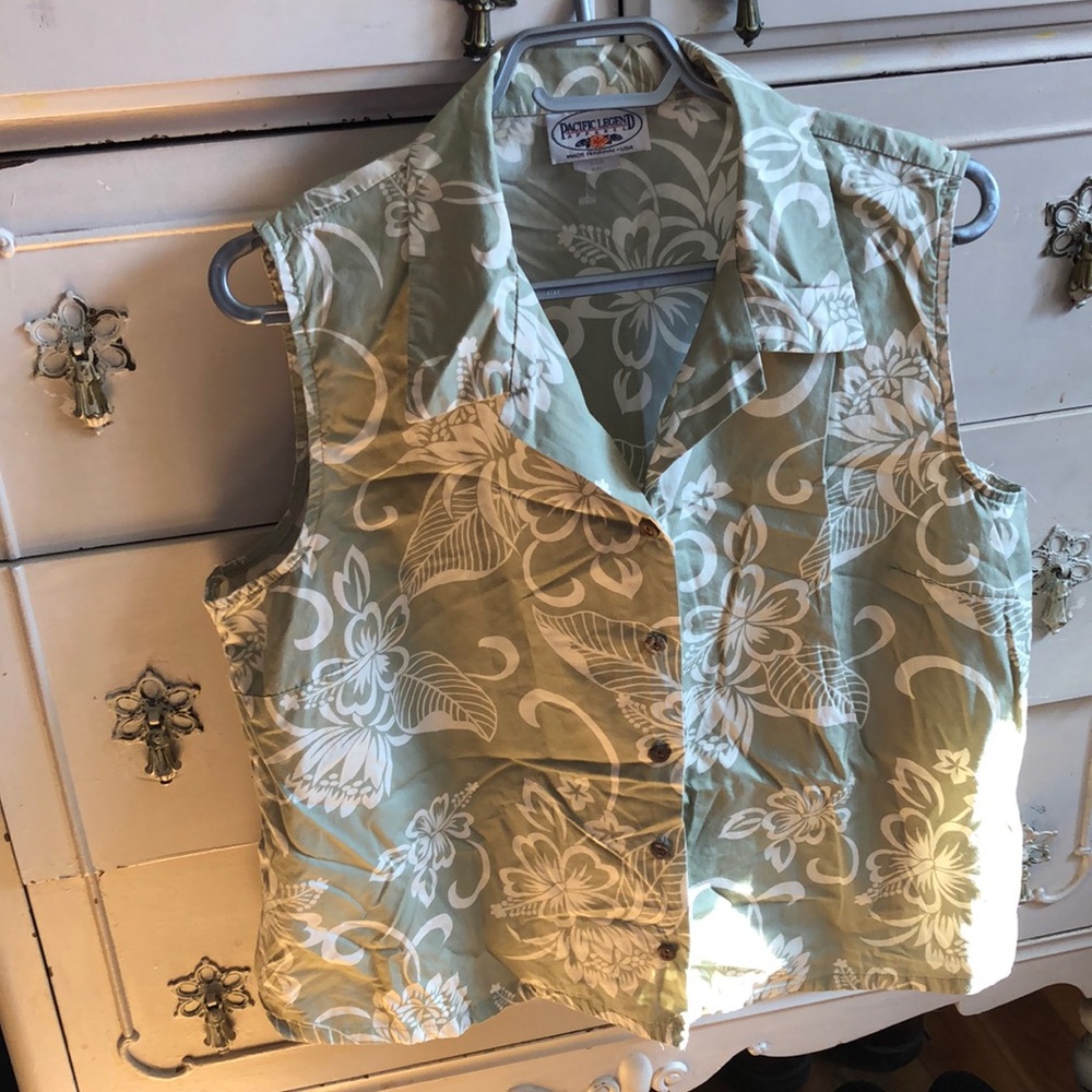 Pacific Legend vintage floral sleeveless collar shirt, 2XL fits like a L
